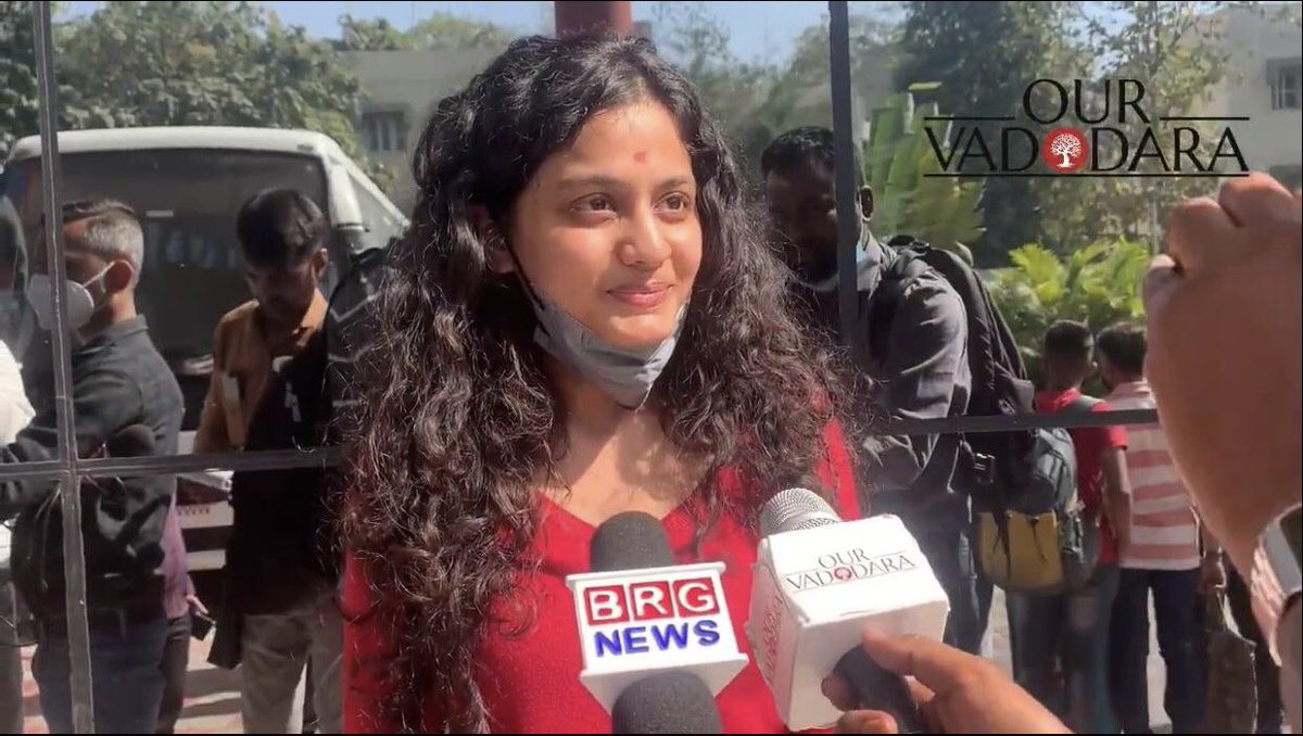 Ashka711's tweet photo. Grateful abt the fact being a proud Indian that #OperationGanga was possible in no time🇮🇳; bt at the same time “Disheartened” abt not getting any clear indication from @NMC_IND . Getting tweets abt prescriptions of students antidepressants &amp; therap @DrSJaishankar #studentsindark https://t.co/KzCb6KQiFq