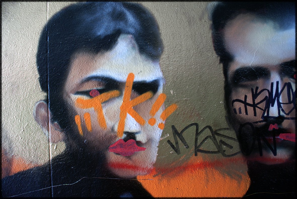 twittert officieel de 12+ -18  Tintenkillers Bieb gig! Meedoen! #cultuurinvenlo #talentontwikkeling @biebvenlo #trash #kunst bibliotheekvenlo.op-shop.nl/671/coollage-m…