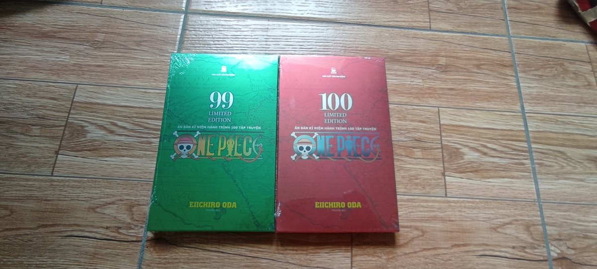 LPT_kusa's tweet photo. One piece vol.100 limited edition

#ONEPIECE #vol100 https://t.co/lwvYMRmWS2