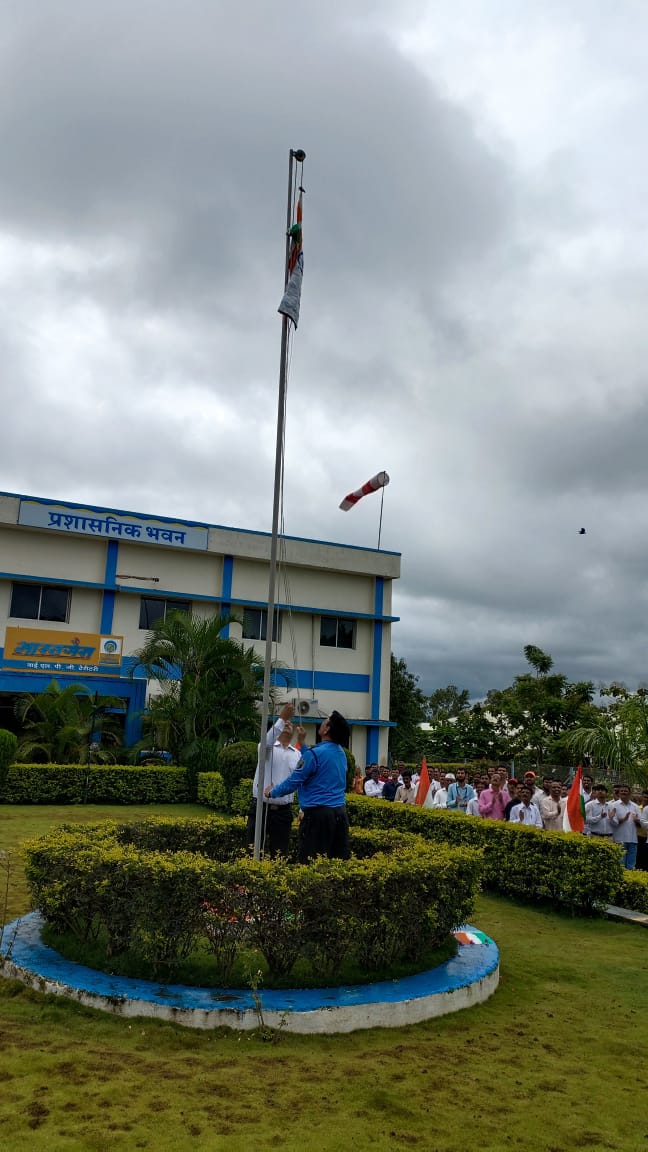 BPCLWai's tweet photo. #IndependenceDay #HarGharTiranga 

Happy Independence day to all from BPCL Wai LPG Team!
@BPCLimited @BPCLLPG
@singharunbpcl @kumarsantbpcl @TVPANDIYAN1 @sudiptom1968 @rksingh4145 https://t.co/Ad0s3iFjTS