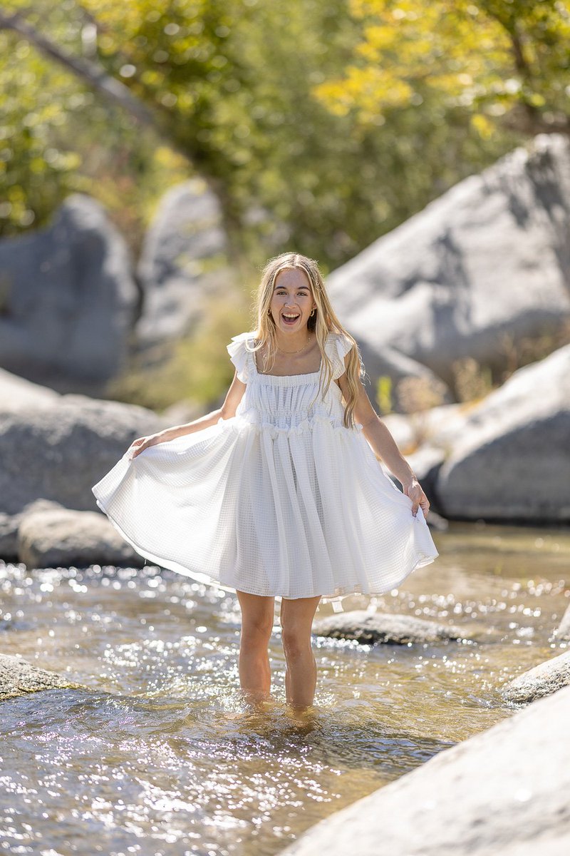 MikeCHannaPhoto's tweet photo. Had a great senior shoot yesterday. We ended up hiking about 4 miles to find the perfect location. 

Here is a sneak peek of the session.

#classof2023 #seniorportraits #seniorphotography #temeculaphotographer #murrietaphotographer #seniorsessions #MMHS #TVHS #GOHS #MVHS #PVHS https://t.co/dsOW0epExl