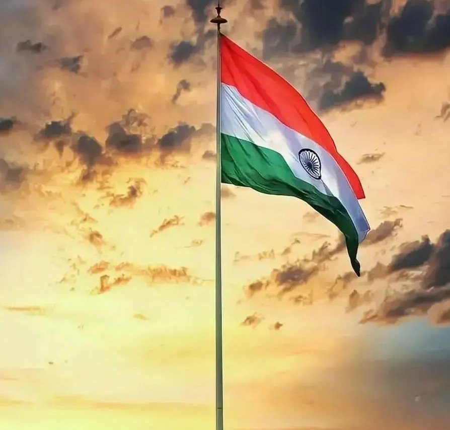 naik_sohel's tweet photo. स्वातंत्र्य दिनाच्या हार्दिक शुभेच्छा🇮🇳🇮🇳
Happy Independence Day💐💐
#AzadiKaAmritMahotsav #HarGharTiranga2022 https://t.co/m3j4z4iTMN