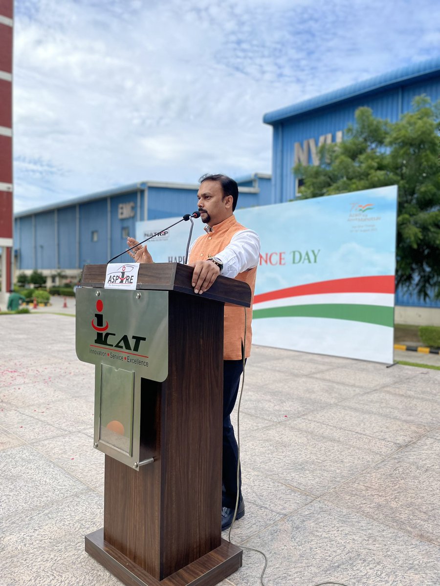 AspireIcat's tweet photo. Celebrations underway as we rejoice India@75 #independenceday2022 …
Our Officiating Director, Smt @PamelaTikku , @icat_in welcomes Shri Rajnesh Singh , Director - Auto, @MHI_GoI to commemorate the nation’s independence…
@Natrip_Dhi @DrMNPandeyMP https://t.co/fGoKBe686T