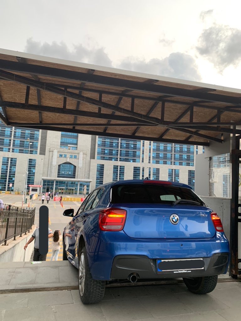 izgiecem's tweet photo. Müvekkil: Avukat hanım duruşma başlayacak nerde kaldınız? 
Ben: 🏁 https://t.co/WhrjC7ORou