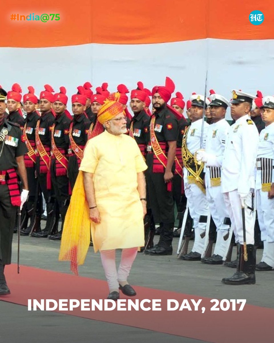 htTweets's tweet photo. #IndependenceDay | PM Modi inspecting the guard of honour at the #RedFort

#HTArchives #IndiaAt75 #IndependenceDay2022 https://t.co/iOUrrPcFeB