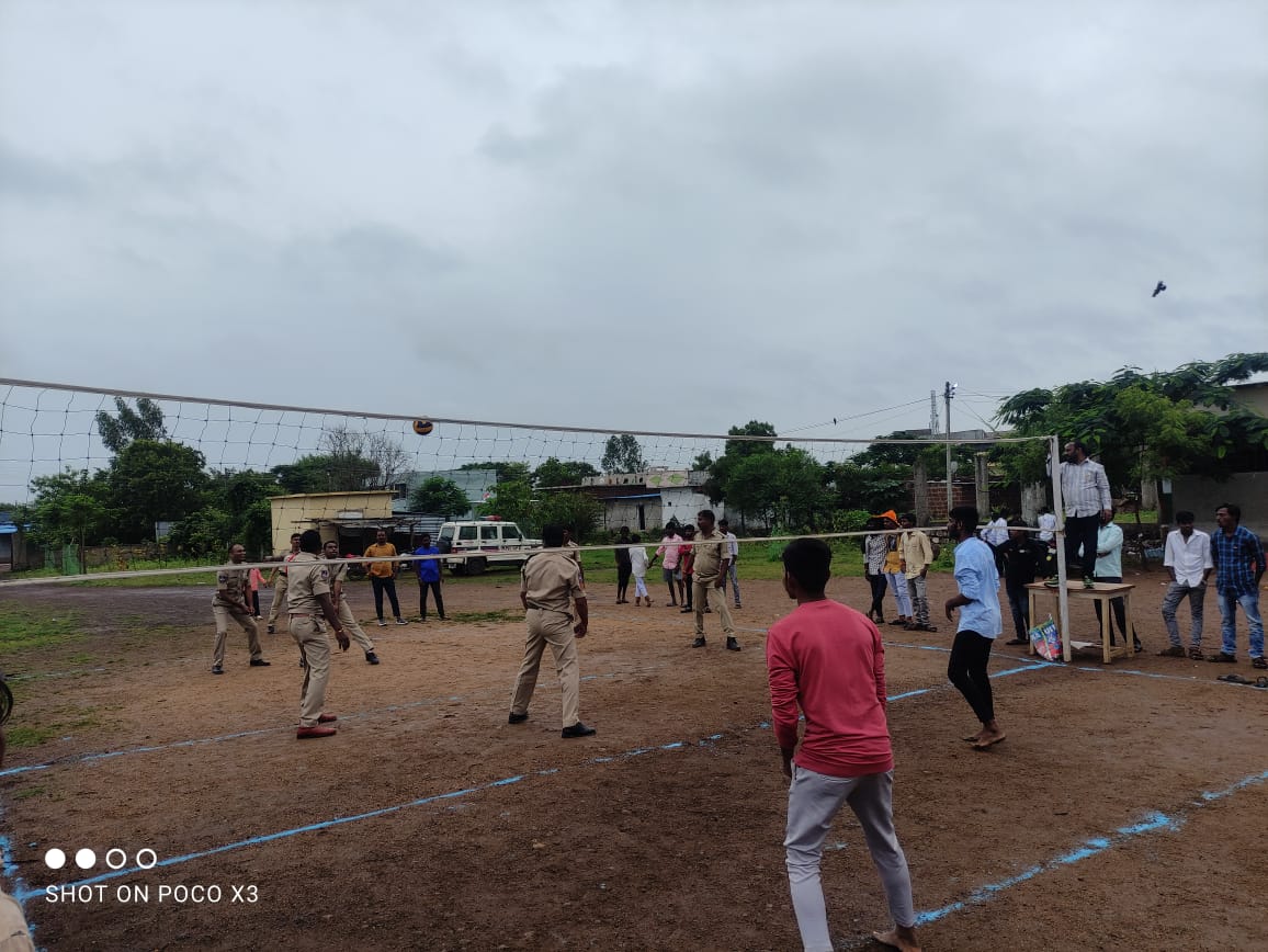 NagalgiddaPs's tweet photo. Vally ball game in view of 75th  independence day https://t.co/n9btmH8wr1