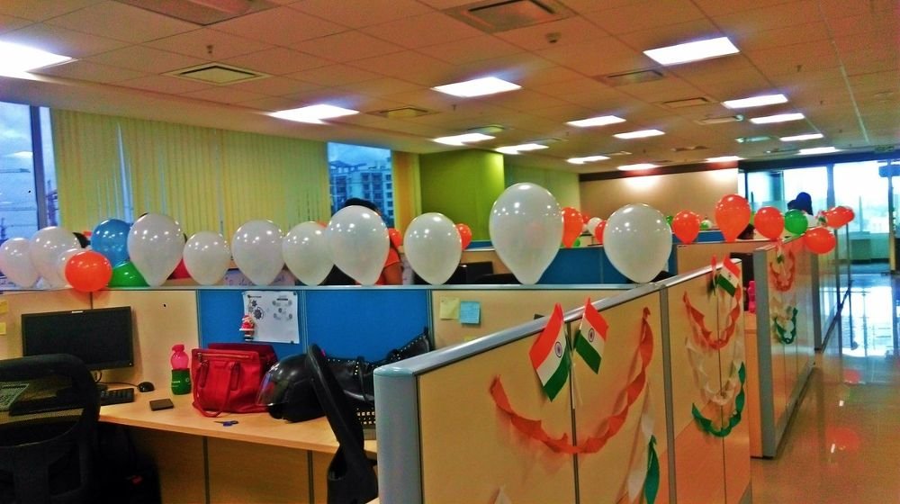 Happy Independence Day to all @RaghuvanshiInfo  Family. Our Office Pics on 75th Independence Day Celebration
#raghuvanshiinfosoft #independent #IndependenceDay2022   #IndependenceDayCelebration #IndependenceDayIndia  #independentartist #ITCompany #business #Entrepreneurship