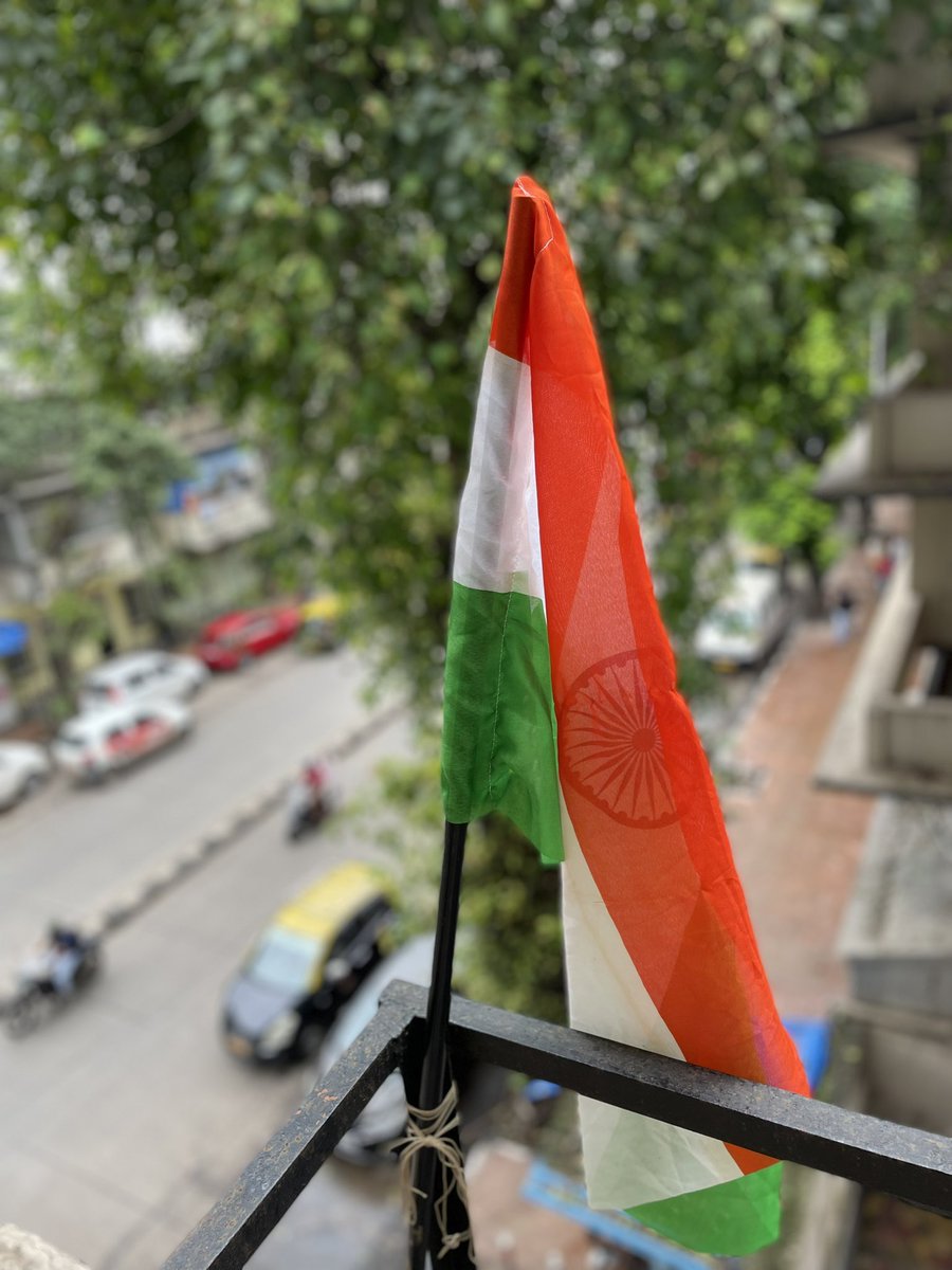 BarasaraJignesh's tweet photo. Proudly #Indian #IndependenceDay special #HarGharTiranga #realindia #patriotic #Government #initiation #greatidea #alphamd #heedindia #support #IndependenceDay2022 #Independence #freedom bonding the #Country together #love #goosebumps moment https://t.co/zbkCDlhNMk