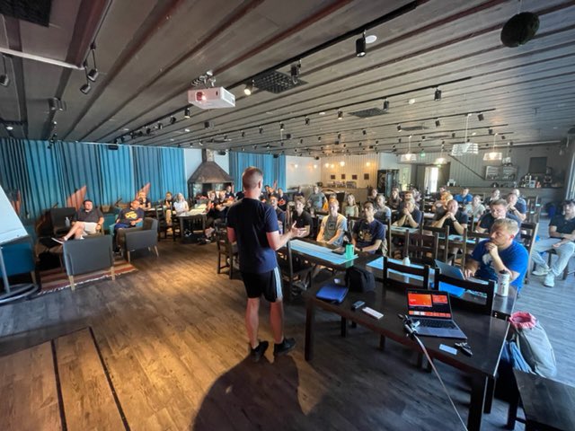 #OranssiPerhe valmiina kauteen! 🏀💪🏻

LePyn jojot, rahikset, valkut ja hallitus potkaisivat kauden käyntiin sunnuntaina 14.8., kun LePyn kauden Kick Off -tapahtuma järjestettiin Kisakallion Urheiluopistolla. Paikalle saapui lähes 50 toimihenkilöä.

Kiitos <a href="/kisakallio/">Kisakallio</a> 🙌🏻☀️