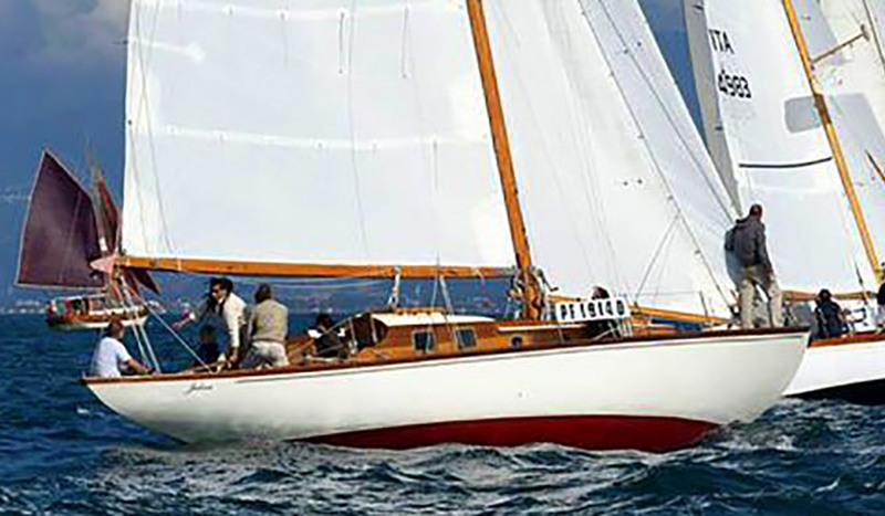 NauticaReport's tweet photo. Jalina, 1946
https://t.co/McCGKaqWba
#jalina #sloopmarconi #eugenecornu #pjouet #veledepoca #barchedepoca #vintageyacht https://t.co/LY9iy4qr3n