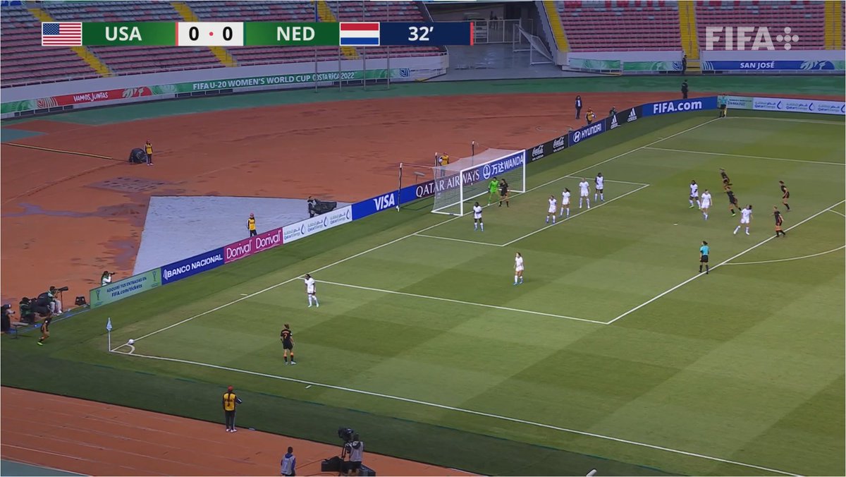 wosonetherlands's tweet photo. O20 heeft van8 de VS met 0-3 verslagen op het #U20WWC! Koopman, Foederer en Auรฉe wisten de kansen om te zetten tot goals:
- 1e penalty goal (Marit Auรฉe)
- 1e rode kaart (Samantha van Diemen)
https://t.co/97O852qAeb
#USANED #VSNED
#OranjeLeeuwinnen #AzerionVrouwenEredivisie https://t.co/ne0efBr5g6