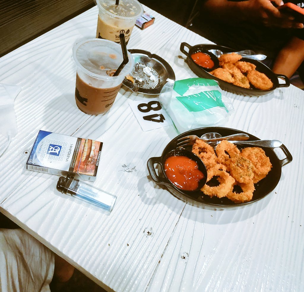 jeffry666666666's tweet photo. #CoffeeTime https://t.co/OWJCLCCg4x