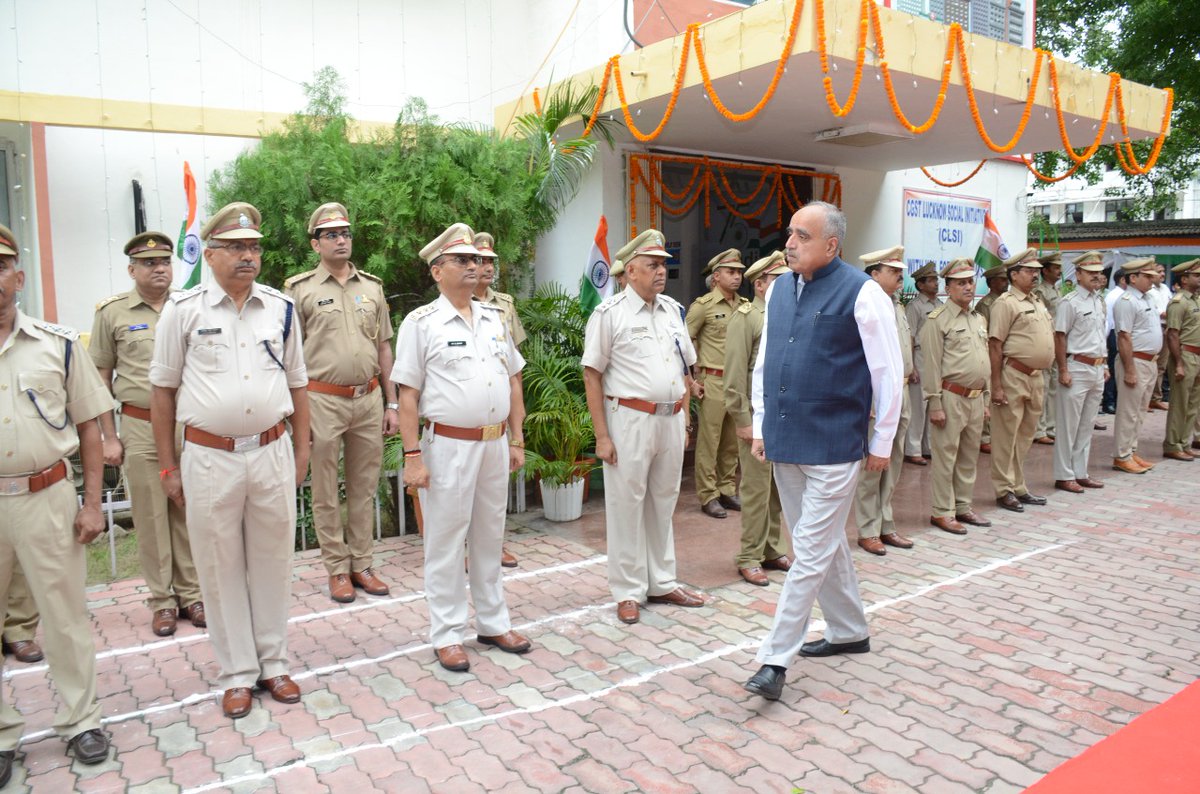 CGST Lucknow Zone tweet media