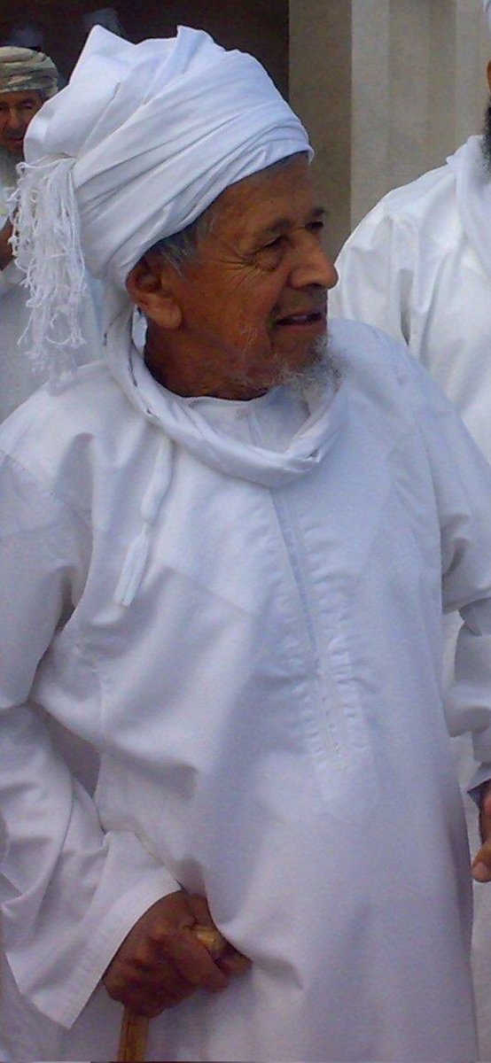 Ibom_97's tweet photo. كانت #قريات تتنسم الرحمات، بتدارس العلوم والآيات مع فقيد الحرم، شيخ اللغة والقرآن
#الشيخ_عبدالله_اللزامي رحمة الله تغشاه.

ومن عجائب الزمان ومنا يحزن لتأخر استجابة الدعاء،
لكن الشيخ كان يكرر دعواته
فأجيبت دعوته لتكون حسن خاتمته في الحرم المكي،فرزقه الله تلك الخاتمة على إحرامه. https://t.co/9AhzL0RTnq
