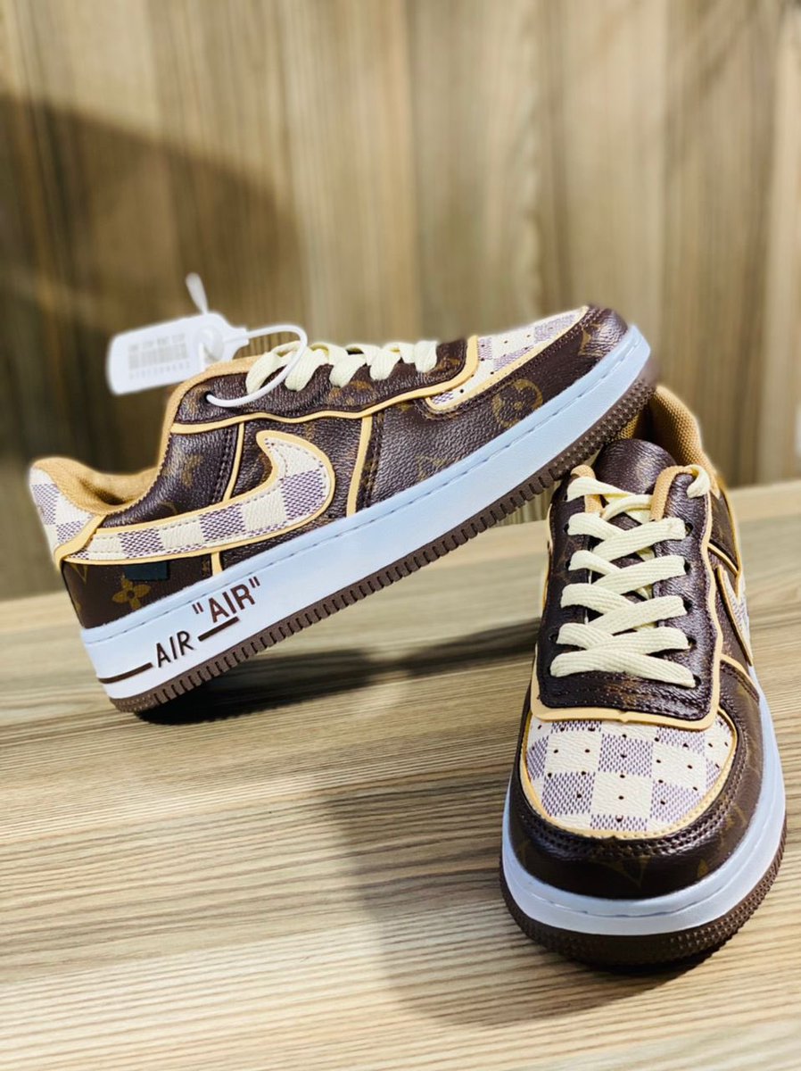 Available at 110,000 ug shs <a href="/MeythasPalace2/">Meytha'sFashionPalace💋</a> #MeythasFashionPalace 🫦