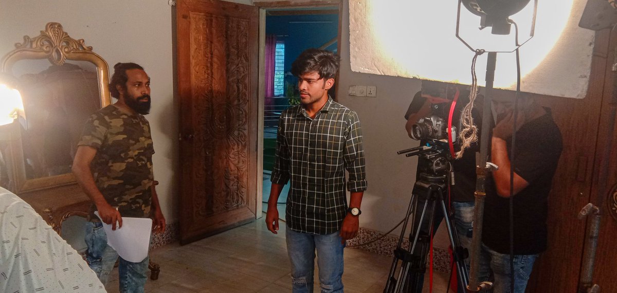 thefoysalwasi's tweet photo. #Adalot
#ETV
#shooting #shootingpictures #behindshooting #actor #bdactor #trandactor #shootingbild #shootingphoto #shootingpic #shootingtag #twittershooting #shootingday https://t.co/uapfFbXcMj