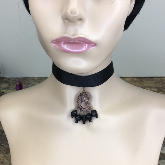 JCWaellner's tweet photo. So good I had to share! Check out all the items I'm loving on @Poshmarkapp #poshmark #fashion #style #shopmycloset #jsbdesigner: https://t.co/9zS8hou6jI https://t.co/UgssJudxE7