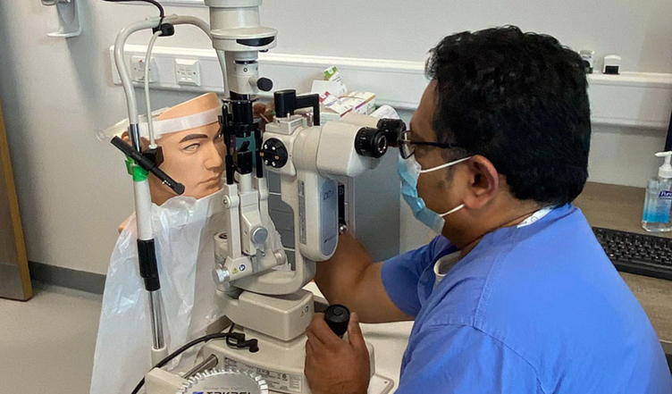 Deborah Armstrong, specialist optometrist at East Lancashire Teaching Hospitals NHS Trust, told OT  about a corneal foreign body removal workshop with Pennine Lancashire LOC

aop.org.uk/ot/science-and…

<a href="/ELHT_NHS/">East Lancashire Hospitals NHS Trust 💙</a> 
<a href="/ScopeEyecare/">SCOPE</a>