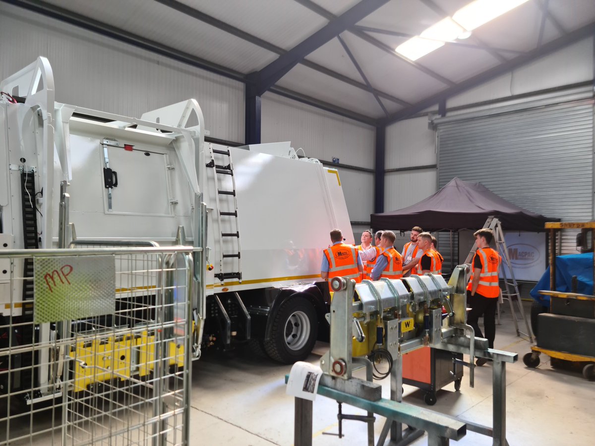 MacpacRefuse's tweet image. Thank you to everyone who attended our Macpac training school last week, we hope you enjoyed it and were able to learn about our products and how they operate. If you would like to attend the next training programme please get in touch. #macpacrefusebodies