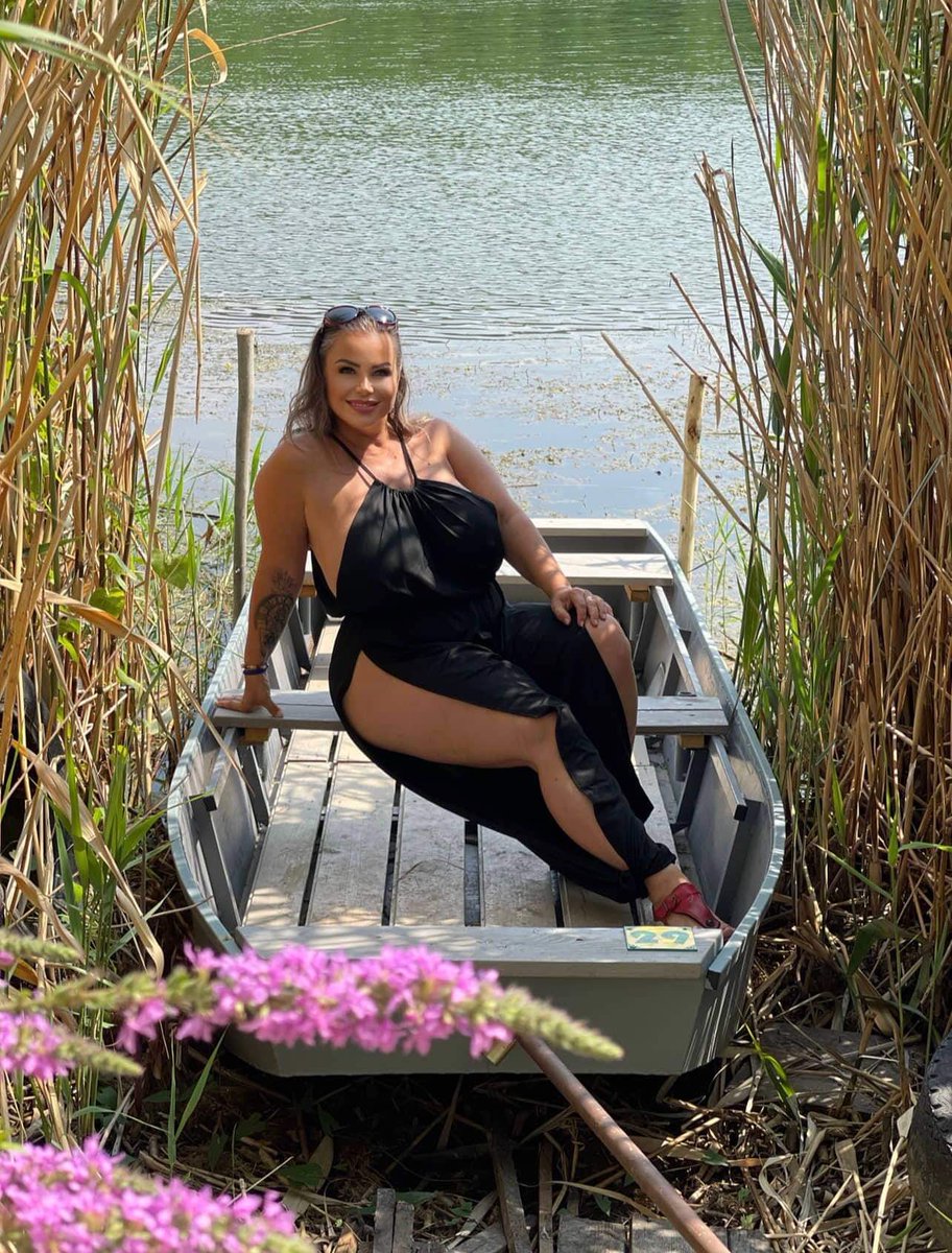 Confidenceinmybody tweet media