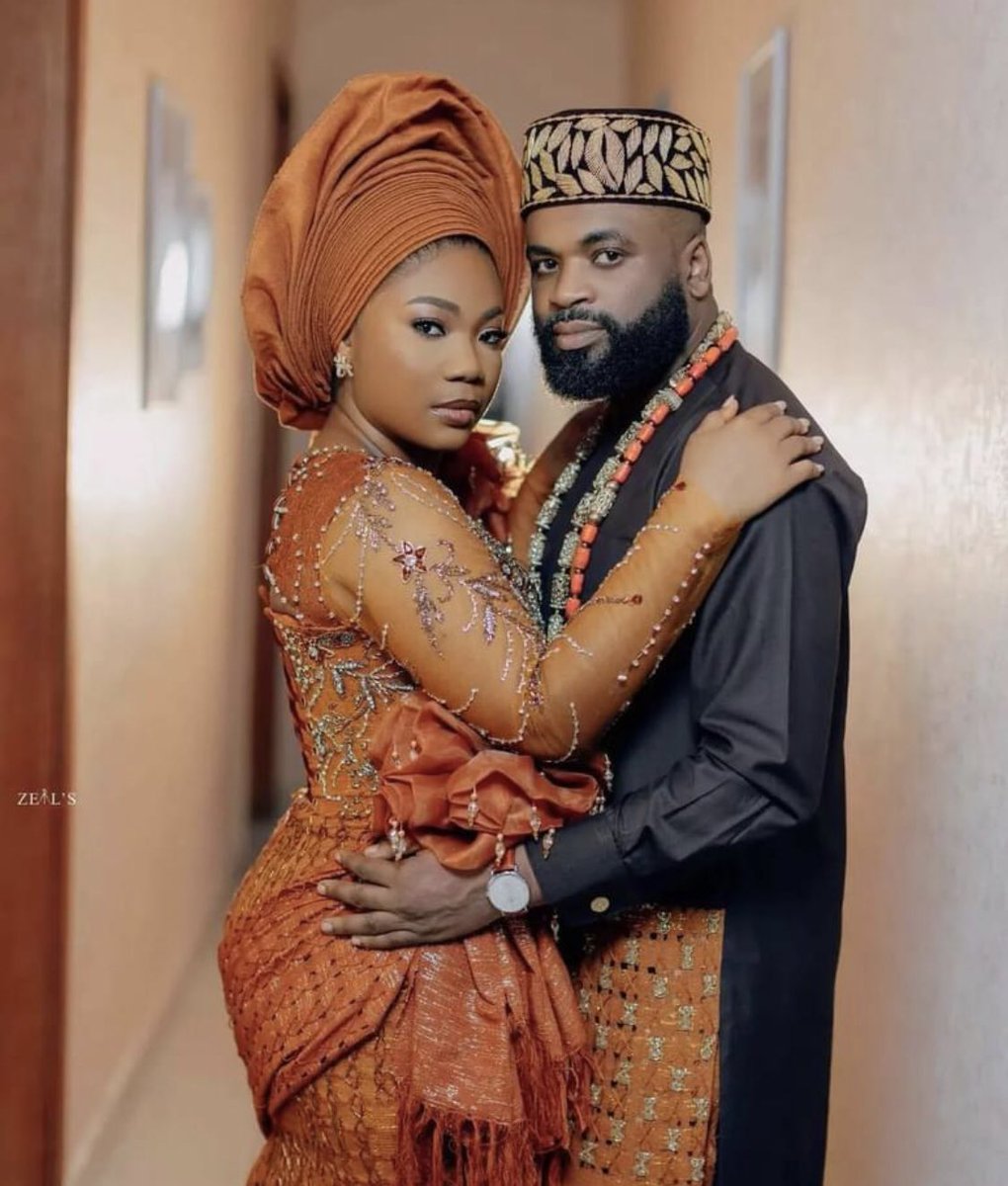 6ixmangram's tweet photo. Dear Ladies you can be properly dressed, fully covered and still capture the best Husband.
Decency pays 👌 #90DayFiance  #BreakingNews Mercy Chinwo | Davido https://t.co/QFPrLVJ396