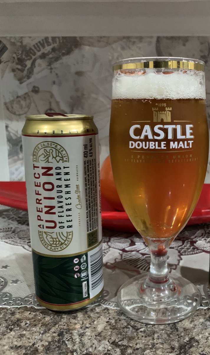 Tvince_SA's tweet photo. ❤️ @CastleLagerSA I can’t help but to think about how great it would be to host my gents for a braai and introduce them to #CastleDoubleMalt. My plea is for you guys to bless me with additional glass set of 4🍻. Few more Cans would be highly appreciated. 🙏🏾🙂 #UnionBeer https://t.co/is6f3Deq3m