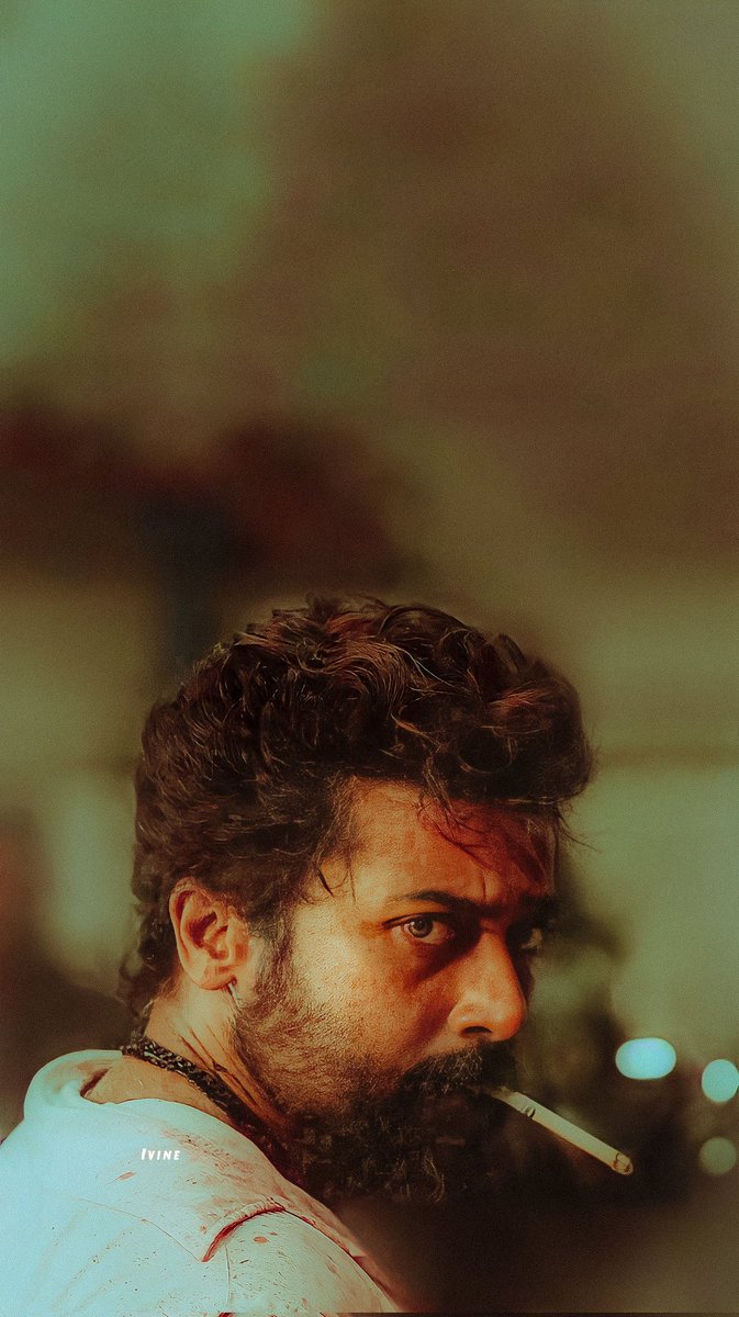 itz__Rann's tweet photo. Let's see who wins
Who is your fav character 🔥❤️
#8YrsOfStupendousANJAAN
#VaadiVaasal #Vanangaan 
RT: Rolex sir                             Like: Raju bhai https://t.co/jHHD3qWYb4