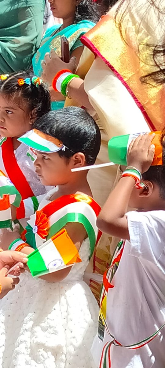 rsh1312's tweet photo. Celebrating 75th Independence day 😊💕
#IndiaAt75 
❤️❤️
#Tashu https://t.co/n7XeLSuXEq