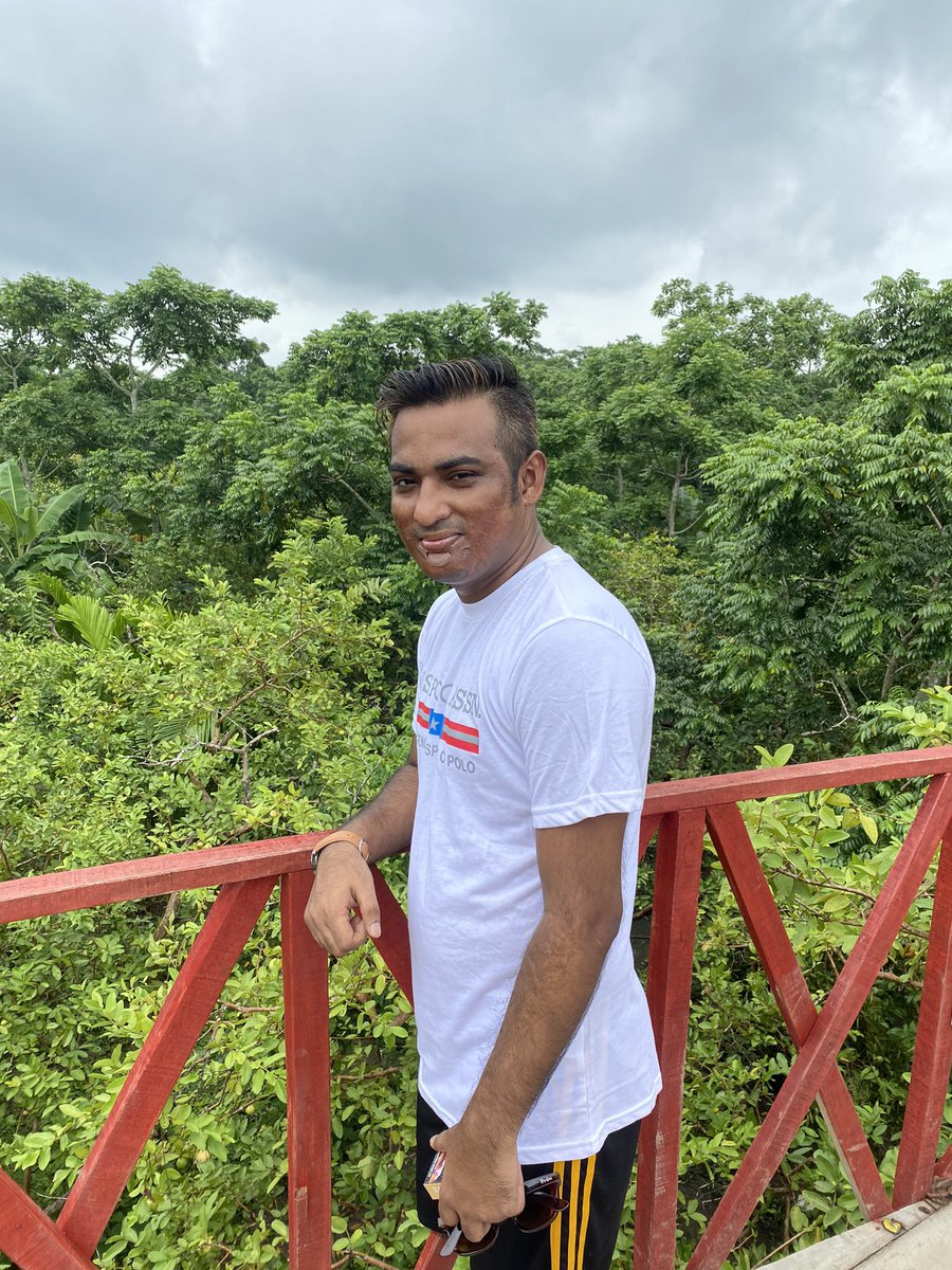 Shariar_raju's tweet image. পুরুষ রূপে আটকায় না, পুরুষ আটকায় যেখানে শান্তি মেলে॥🖤