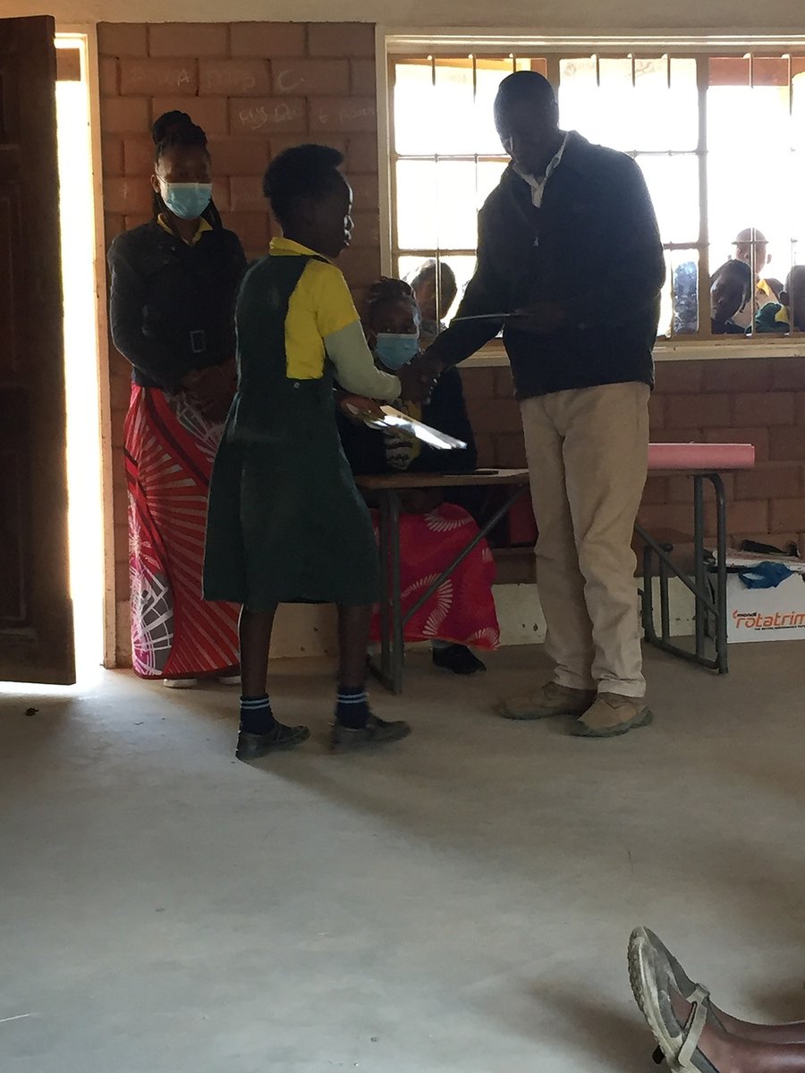 thebookbus's tweet photo. In 2022 we have been working with over 1200 children from six schools in Central Province, we provide children, their teachers and their parents with regular sessions of coaching, mentoring and techniques on how to use our literacy resources.
#LiteracyCantWait
#TheBookBusZM https://t.co/V7le2hi4fg