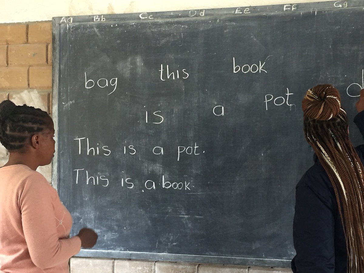 thebookbus's tweet photo. In 2022 we have been working with over 1200 children from six schools in Central Province, we provide children, their teachers and their parents with regular sessions of coaching, mentoring and techniques on how to use our literacy resources.
#LiteracyCantWait
#TheBookBusZM https://t.co/V7le2hi4fg