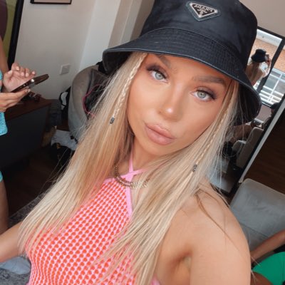 hanstephensonx's tweet photo. #NewProfilePic https://t.co/ps9fj80rgM
