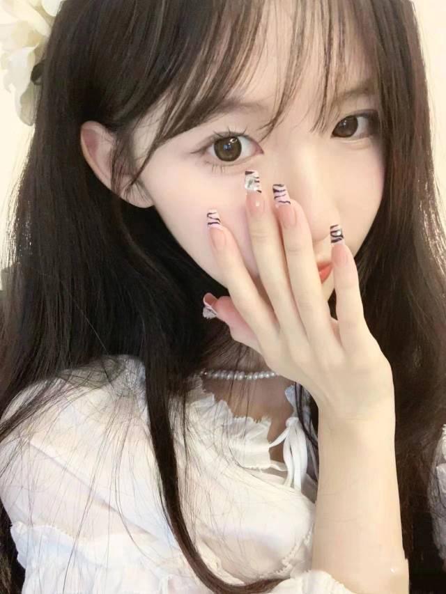 li0917's tweet photo. #铜陵约炮   #铜陵兼职   #铜陵线下
#铜陵同城   #铜陵外围   #铜陵

喝茶的哥哥点击☞@ABC1881688
小小 21岁，身高168 出来下海，肤白貌美 温柔 服务非常好。享受没有一丝丝阻碍的畅快淋漓。
 🦄服务:🐻推，臀推，亲��，曼游，口抱，调情，丝袜，指划，吸蛋，69，各种角色扮演，制服诱惑。 https://t.co/uKGiUSKOVT