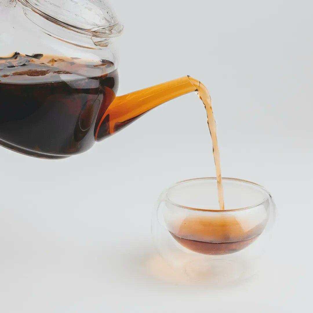 PureTeaUk's tweet photo. Anytime is teatime ☕️
Black, green, oolong, herbal. fruit or rooibos? Which will you choose?

https://t.co/VmRHs95JUw 

#puretea #puretauk #onlinetea #zerowaste #zerowasteliving #tealeaves #looseleaftea #looseleafteauk #popthekettleon #teaexperts #tea #teabrewing #teatime https://t.co/zwCZcmAsh9