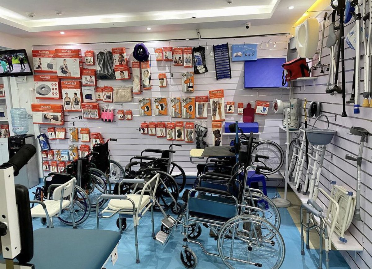 SolUganda's tweet photo. For All Sports Bracing, Physiotherapy, Orthopaedic And Occupational Therapy needs.  Visit us.

https://t.co/MZTdF0T9y6 https://t.co/BKTn5jSdty