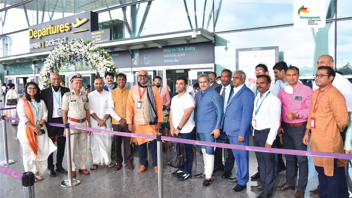 BLRAirport's tweet photo. At #BLRAirport the beta version of Digi Yatra biometric boarding system was tested on passengers travelling domestic sector on Vistara &amp; Air Asia flights. The Digi Yatra project is led by the Ministry of Civil Aviation @MoCA_GoI &amp; the Government of India.
#digiyatra #digiyatraapp https://t.co/5ydvctsSyB