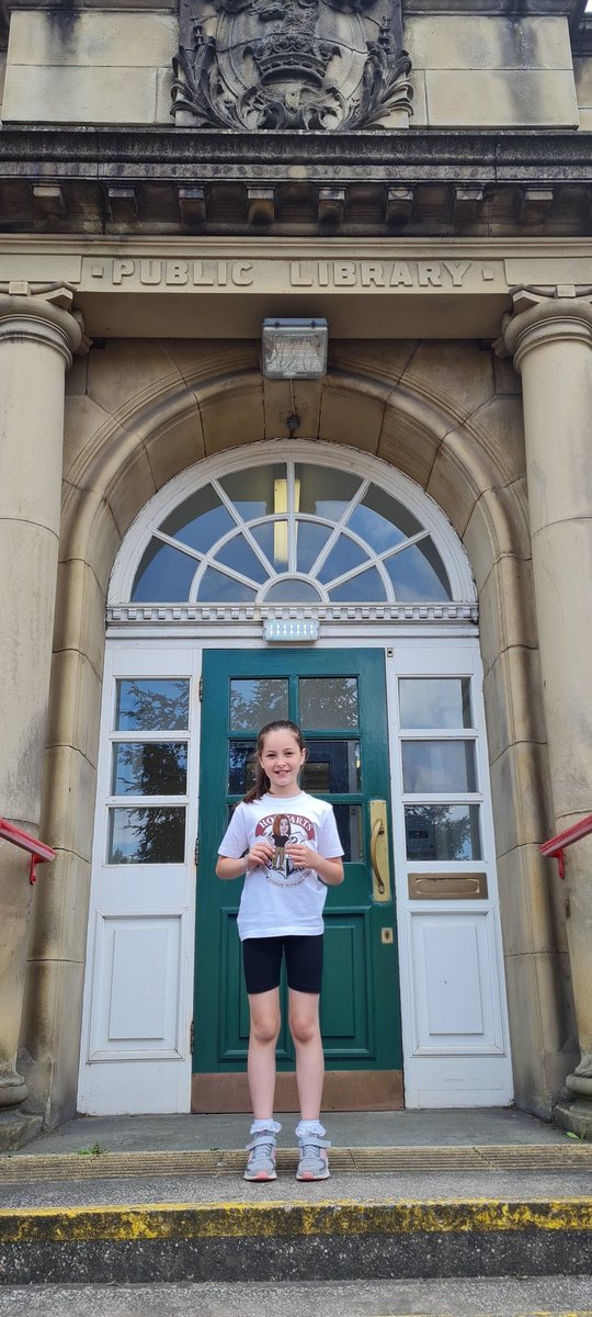 ladydignam's tweet photo. @MrsWilliamsSM  and Ella visiting the library. Ella is loving the summer reading challenge. https://t.co/uhhKoie8jn