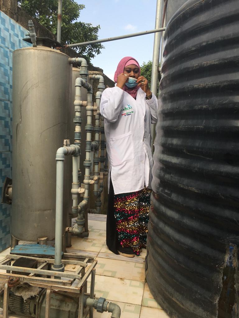 faolatchemist's tweet photo. Work mode! No food for lazy man!
#faolat #naturalchemistry #green #herbalhealthcare #ambassherbals #vegan #faolatchemists https://t.co/g6YAlxqXmP