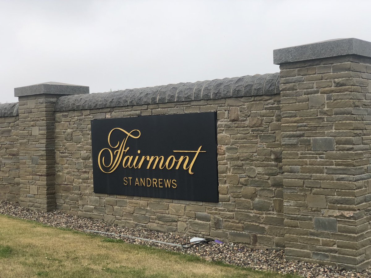 KimBurn22893975's tweet photo. Good luck boys 💙💙 Day 1 of 3 in St. Andrews @robrockgolftour @FairmontStA the Torrance course today. Bit of a change in weather! @CottinghamParks @alexboyopga @Erugc_u18s @WolfretonSport @torrancesam https://t.co/IVR3Fj1NKE