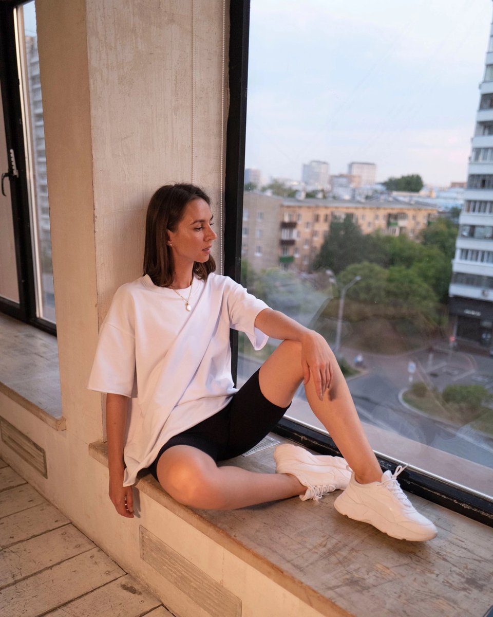 yesechka_nft's tweet photo. I created wonderful t-shirts from very soft fabric 😍 You can buy my lovely t-shirts!
Handmade in Moscow 🥰
https://t.co/4S2KUk4NXG FLICH Футболка женская белая оверсайз длинная
#russianbrand #tshirt #clothes #flich https://t.co/Y8nwt9XOFf