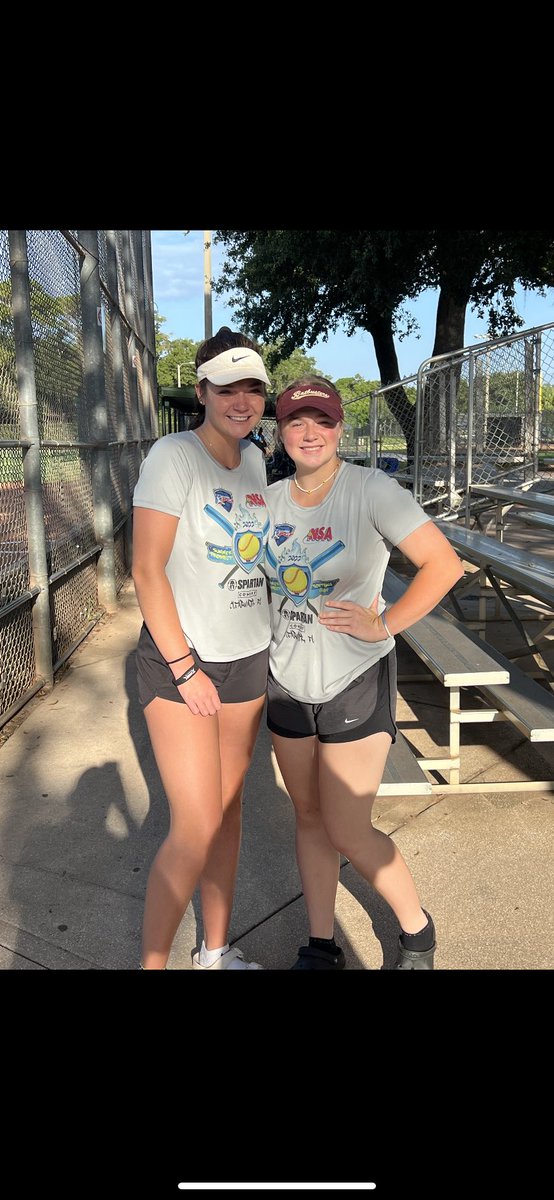 softballhalie3's tweet photo. Had so much fun this weekend at the @PGFnetwork camp down in Florida! Got to show off my skills and meet some great girls! @UWFSoftball @CoachNeubauer_6 @MaddieFurniss @OliviaZ18056415 https://t.co/HEYFbjnjEs