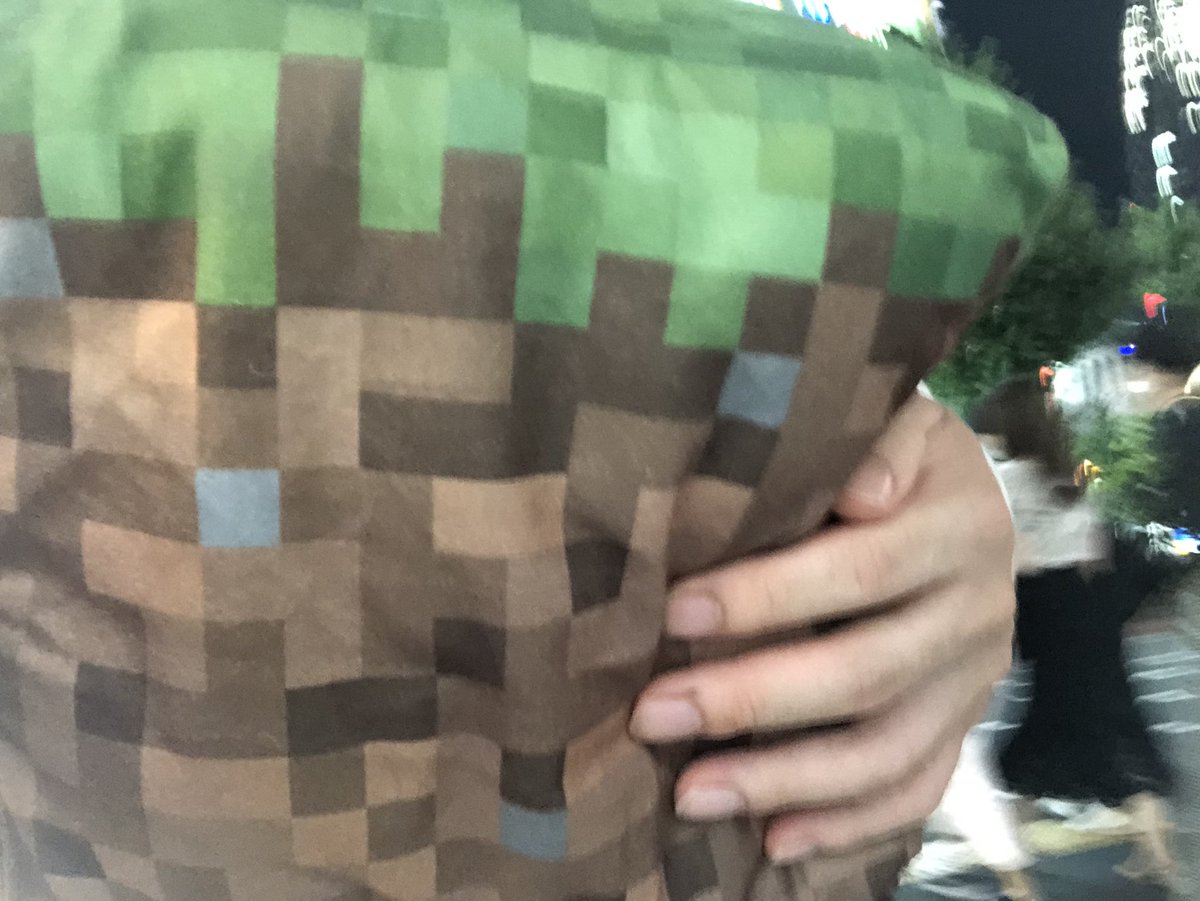 Drinyen's tweet photo. 📅2022.08.15
Endermanになりました。
變成Enderman了。
Became an Enderman.
#enderman #Minecraft #grassblock #マインクラフト #clawcrane #クレーンゲーム #ユーホーキャッチャー #UFOcatcher #UFOキャッチャー #新宿 #Shinjuku https://t.co/5XYkT0wwkT