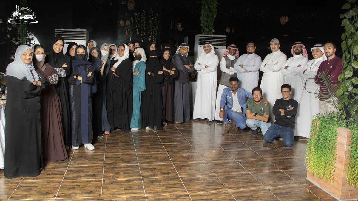 NaqabaSA's tweet photo. َ
إلى كل من صنع الفكرة إلى كل من وضع البذرة إلى كل من نفذ الخطة لنقل الأحداث بكل دقة 🤍
فجزيل الشكر والامتنان لمنسوبي إدارة مركز الاتصال المؤسسي على ما بذلتم في خدمة ضيوف الرحمن .

َ
نجوم #النقابة_العامة_للسيارات ✨ | #نجاح_موسم_الحج | #بسلام_آمنين
https://t.co/VEOZTMxQd7 https://t.co/liOHAR2jeq