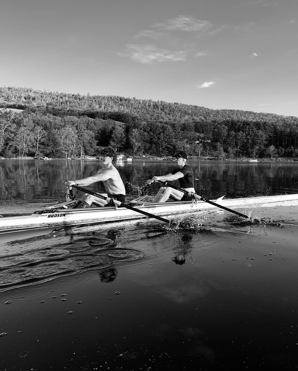 StFX Rowing tweet media