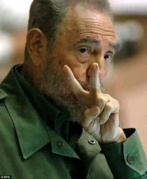 nataliauci16's tweet photo. #FidelPorSiempre 📌
«¡Qué enorme diferencia entre la conducta del Gobierno de #Cuba y la del Gobierno de Estados Unidos! ¡La #Revolución, que se basa en la verdad, y el imperio, que se basa en la mentira!» #Fidel. #Cuba #CubaVive #CubaViva #CubaPorLaPaz #NoMásBloqueo #SomosCuba https://t.co/MHGZ8nhvPV