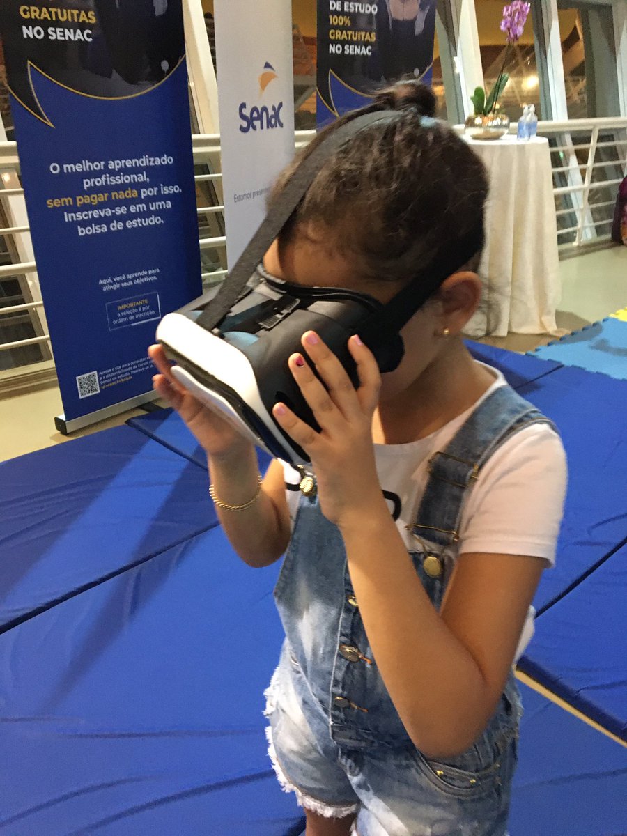 dudanft's tweet photo. Gm Gm 🥰
Yesterday Metaverse Experience on @flivotuporanga 🥽
#fliv #senacvotuporanga #VR #nft #Metaverse #Metaverso #nftkids https://t.co/RUQniC9vXy