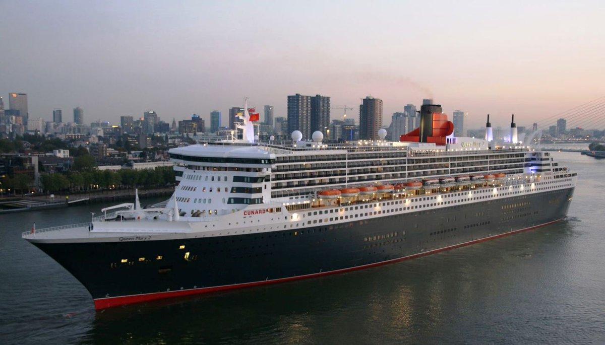 CruisePortRTM's tweet photo. Woensdag as. arriveert ms Queen Mary 2 aan de kade bij Cruise Port Rotterdam. Voor het eerst sinds 2012! De verwachte aankomsttijd is 07:00. Queen Mary 2 is het vlaggenschip van de in 1840 opgerichte rederij Cunard Line. Ze is 345 m lang, cap. 2620 pax. Uitgebreide info op Fb! https://t.co/xkvU9xevkP