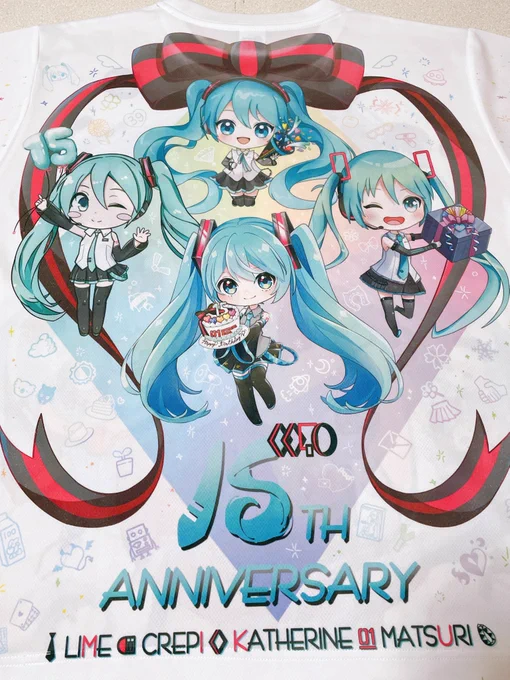 今年のフルグラを見てくれ〜!!!!またみんなと作れて楽しかったし相変わらずギリギリまで拘ってて最高に可愛くできて嬉しい 