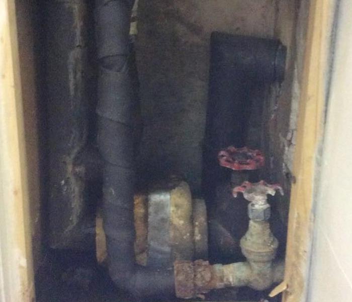 ServproUnion's tweet photo. When A Water Line Breaks SERVPRO® Is Ready To Help
SERVORI will  get your business back to "Like it never even happened."
#WaterDamage #CommercialWaterDamage #SERVPRO #HereToHelp https://t.co/5pQAr6JCqP