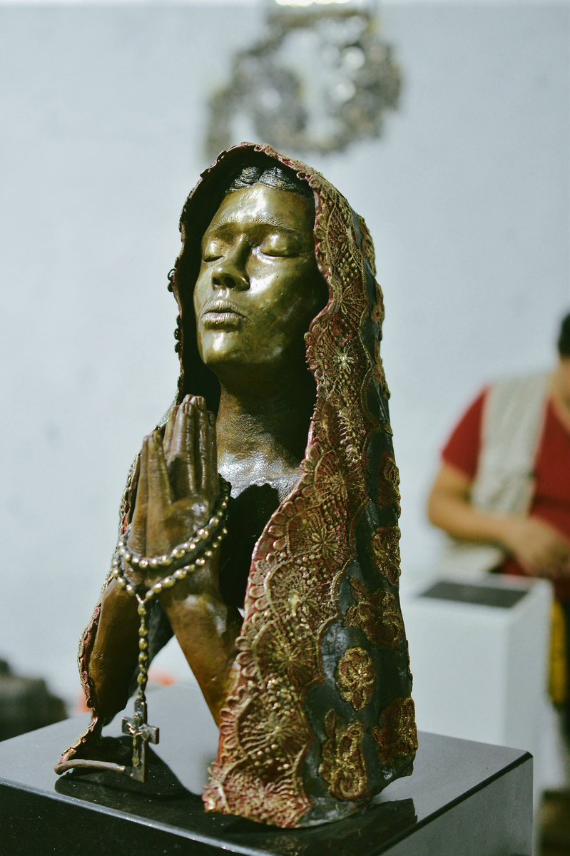 anntonio's tweet photo. #diasdearte 2022 #buhoblanco #escultura #pintura https://t.co/Fb0sjvJhve